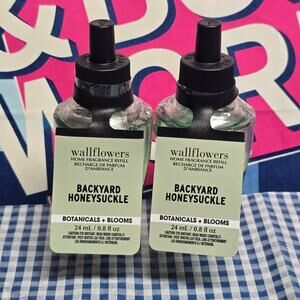 BBW Backyard Honeysuckle Botanicals + Blooms Wallflower Fragrance Refill Set